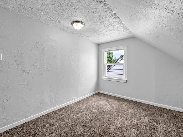 5505 South Blvd — Photo 26