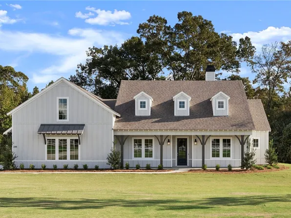 6051 Hunters Hill Ln, Auburn, AL 36830