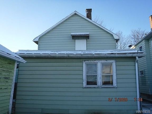 4th image of 1264 Walden Ave