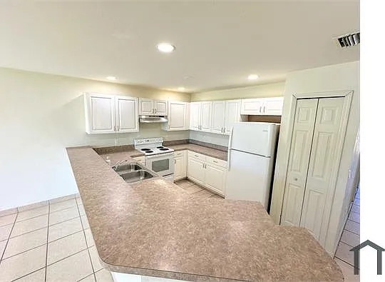 714 Harold Ave S — Photo 9