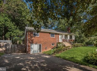 3255 Brandy Ct, Falls Church, VA 22042