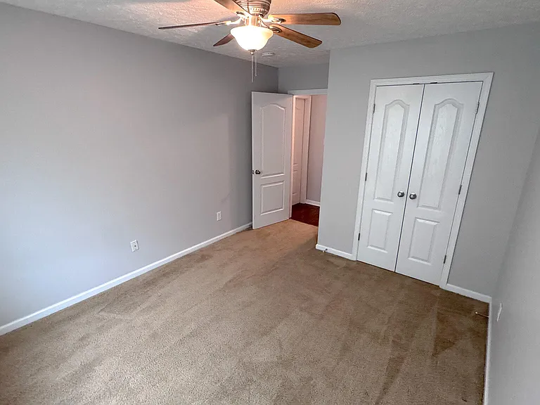 337 Kingston Rd — Photo 9