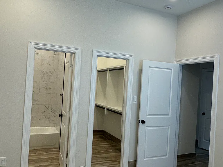 89 Phillip Ct — Photo 1