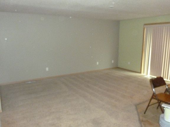 4th image of 6416 NE 78th Ave