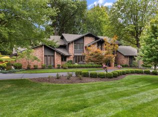 470 Killearn Ln, Saint Louis, MO 63141
