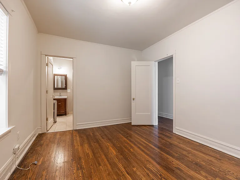 1434 W Jonquil Ter #3 — Photo 24