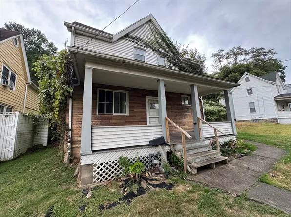 42 Sprague St, Wilmerding, PA 15148