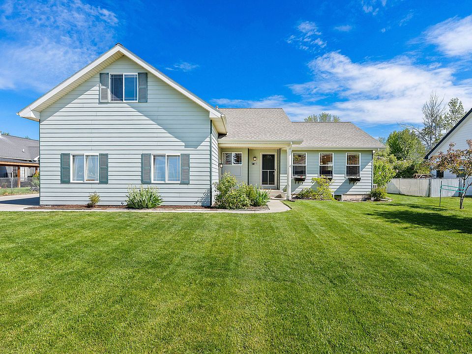 1st image of 11 Bruyer Way