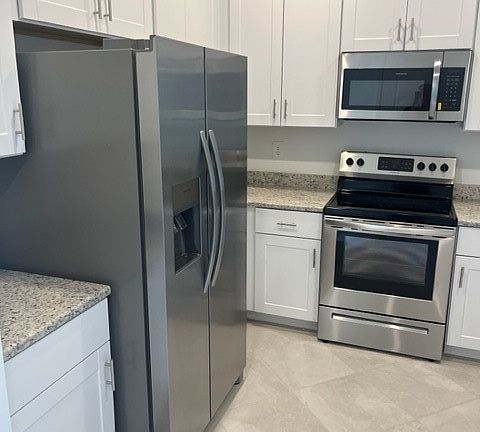 2nd image of 14261 Pine Lodge Ln
