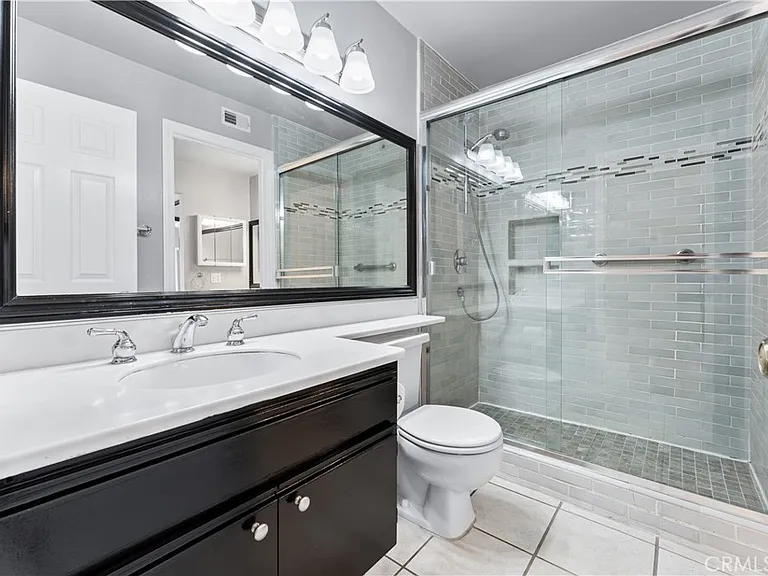 9 Stanford Ct #102 — Photo 9