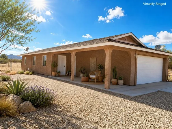 4920 1st St E, Joshua Tree, CA 92252