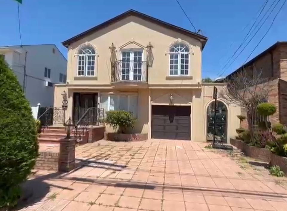 1st image of 305 Arkansas Dr #1