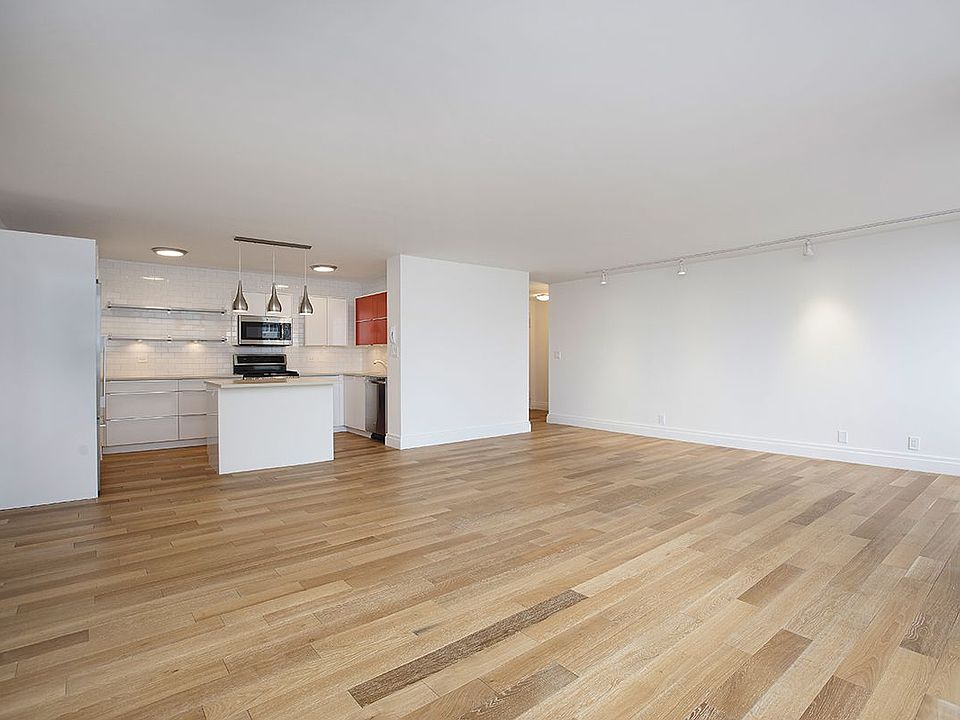 1st image of 429 E 52nd St APT 29B