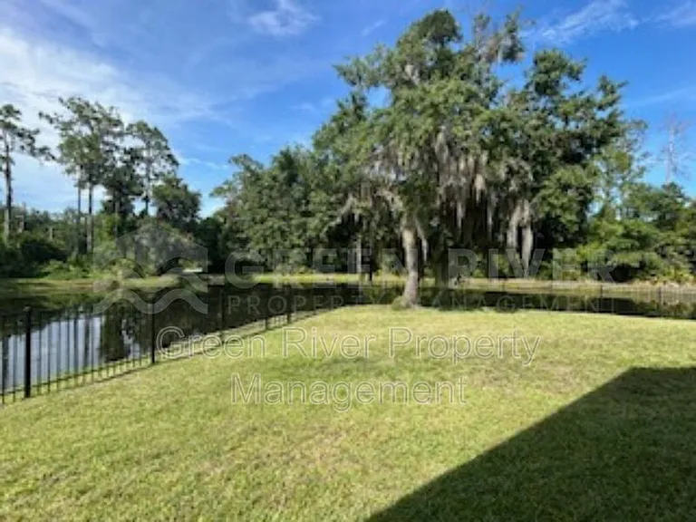 1559 Lakeway Dr — Photo 39