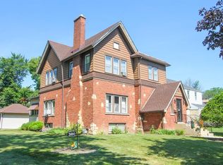 300 N 2nd Ave, Maywood, IL 60153