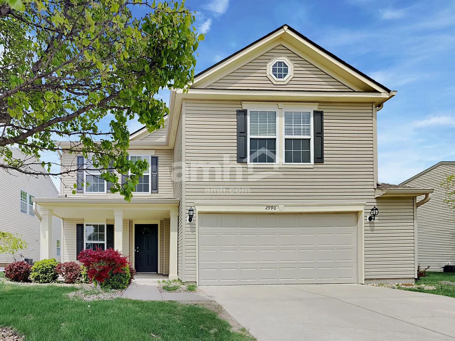 3 bed, 2.5 bath, 1996 sqft, $2,185 — Photo 1