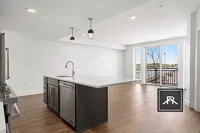 24 Hichborn St #12 — Photo 15