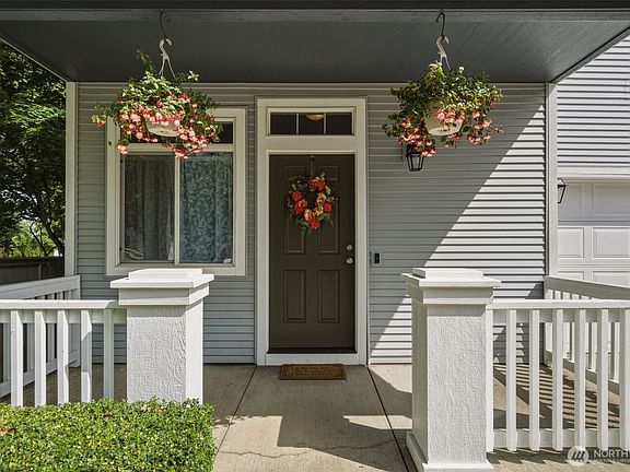 4th image of 3224 SE 197th Court