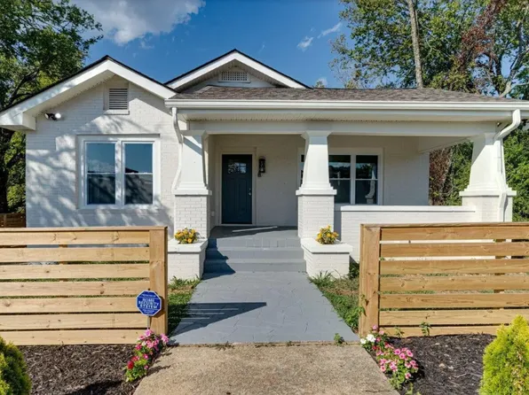 2611 McCallie Ave, Chattanooga, TN 37404