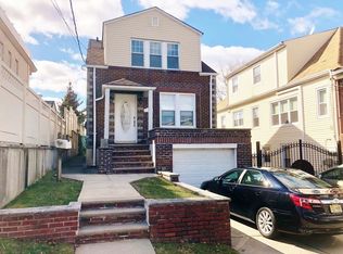 48 Fox Hill Ter, Staten Island, NY 10305