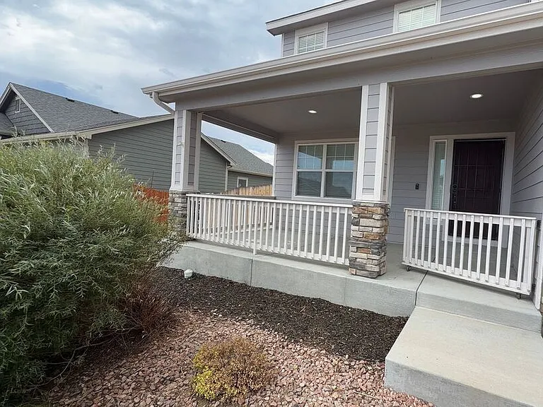 10092 Moorcroft Dr — Photo 2