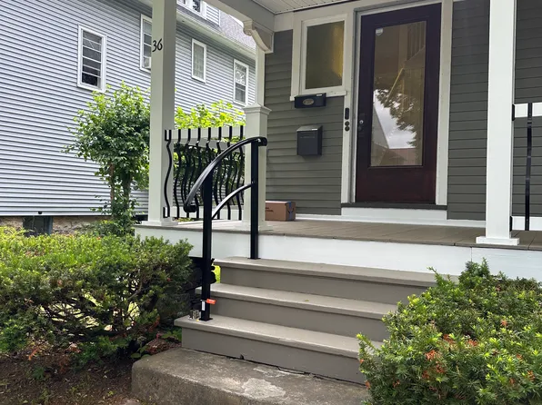 36 Alliance Ave, Rochester, NY 14620