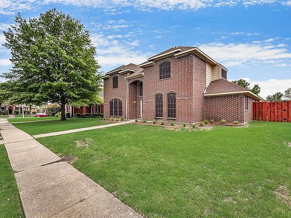 2nd image of 2335 Stillwater Dr