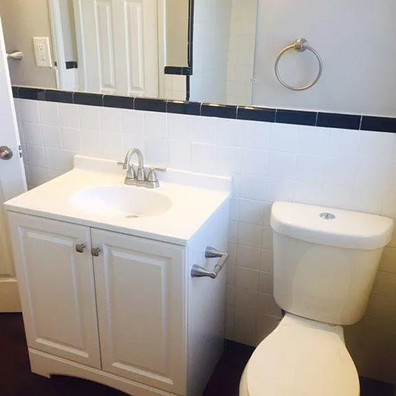 3720 N Fillmore St — Photo 10