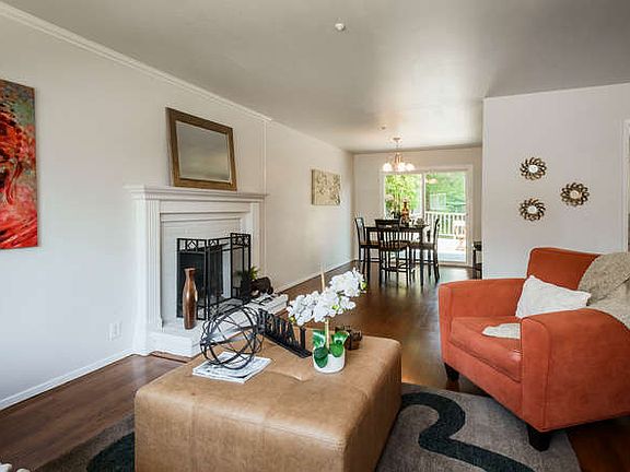4th image of 2740 Valleywood Dr