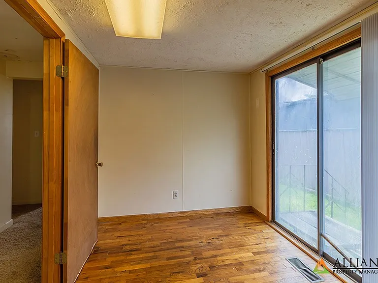 1517 Fair Ln — Photo 5
