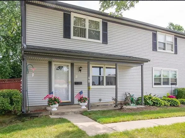 48 Beechwoode Ln #1, Pontiac, MI 48340