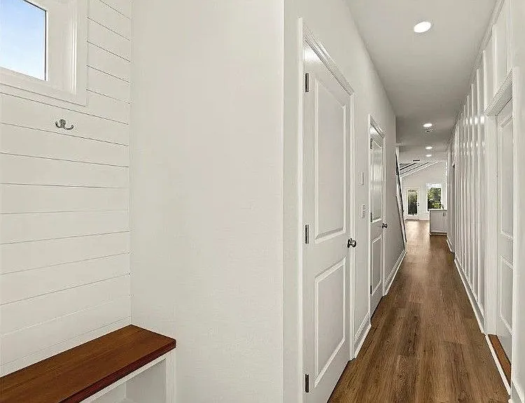 8352 Bull Headley Rd — Photo 1
