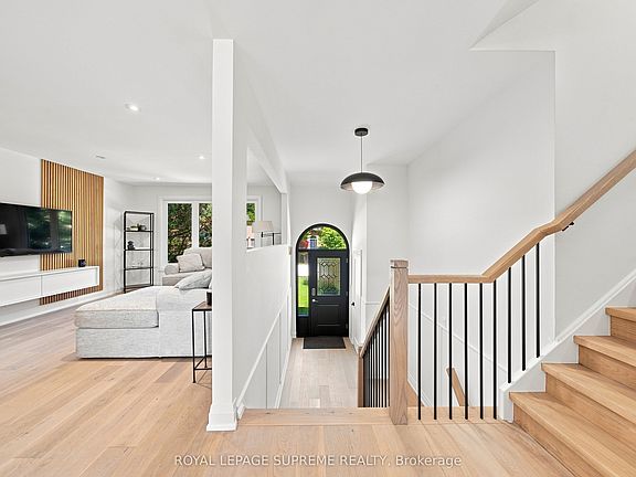4th image of 26 Crown Cres