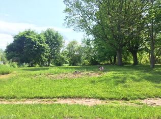 1413 Troy Rd, Ashland, OH 44805