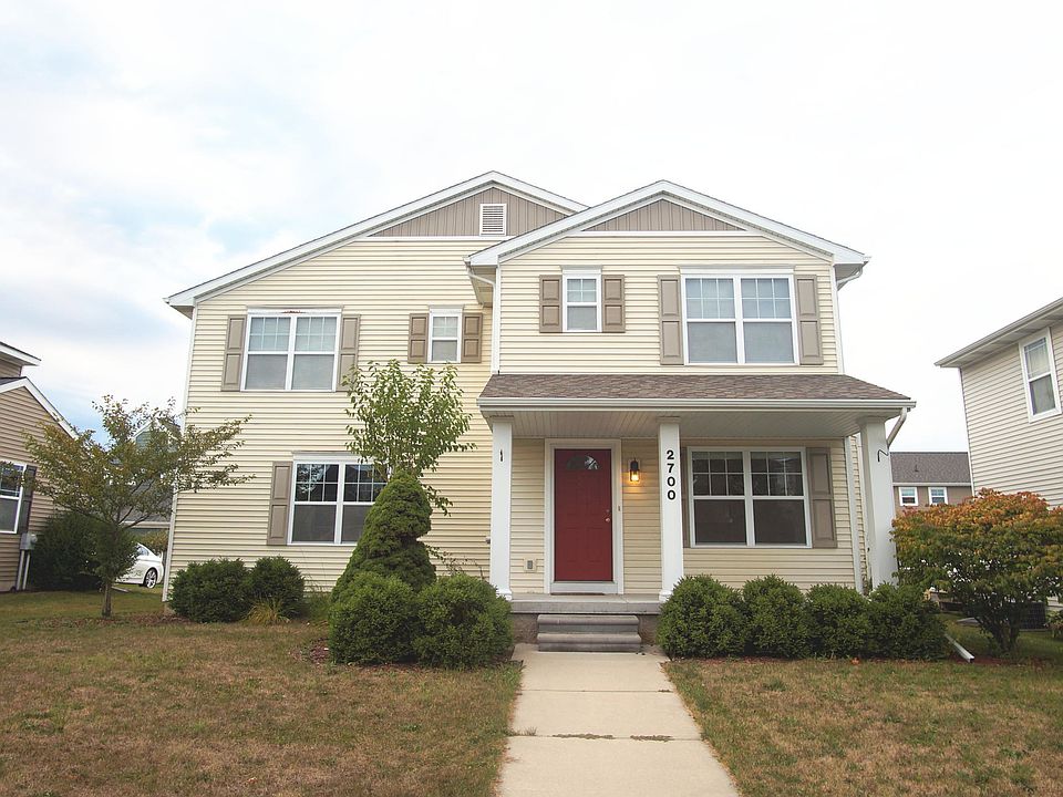 1st image of 2700 Elderberry Dr
