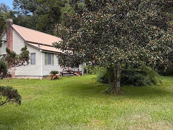 2nd image of 3137 Nola Rd NE