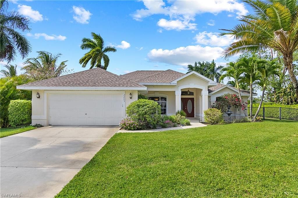2205 Clipper Way, Naples, FL 34104 Zillow