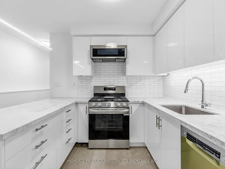 113 Lansdowne Ave #LOWER — Photo 9