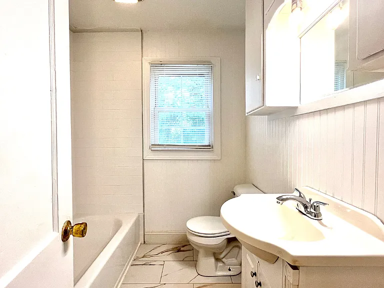 1706 W Arrowhead Pl — Photo 7