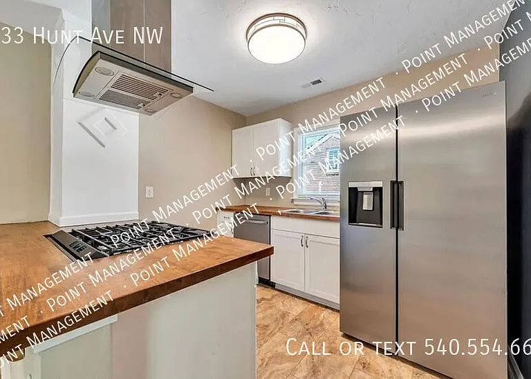 1033 Hunt Ave NW — Photo 3