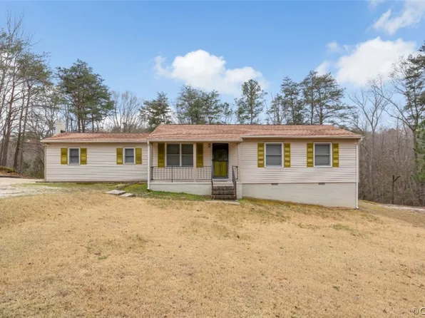 16574 Braswell St, Bowling Green, VA 22427