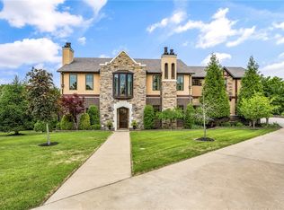 3800 W Norwood Pl, Fayetteville, AR 72704