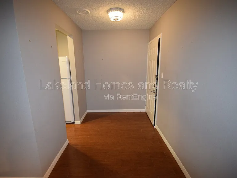 1005 S New York Ave #9 — Photo 7