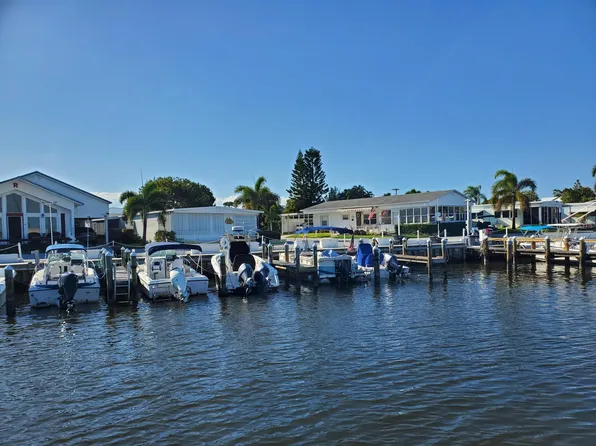 4300 SE Saint Lucie Boulevard #9, Stuart, FL 34997