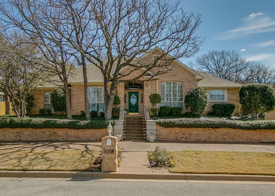 1st image of 6800 Nob Hill Dr