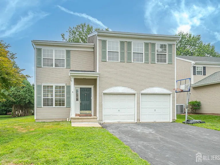 71 Manley Rd — Photo 1