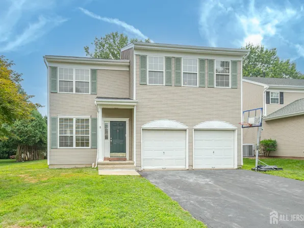 71 Manley Rd, Pennington, NJ 08534