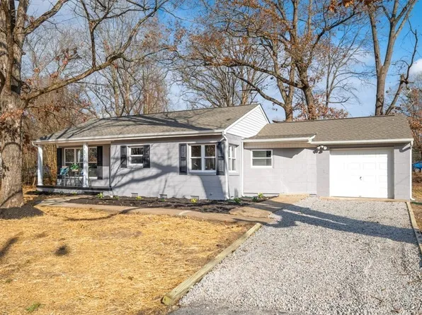 1311 Sunnyside Ave, Hopewell, VA 23860