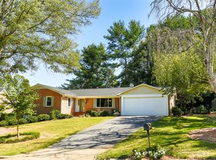 912 Carolyn St, Statesville, NC 28677