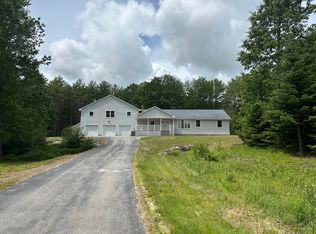 18 Gayton Rd, Lisbon, ME 04250